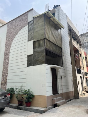 5 BHK Independent House – Exterior View View at Vivek Vihar - for Sale