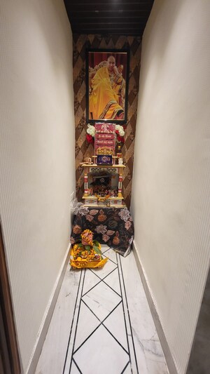 Balcony in 5 BHK Builder Floor at Nehru Nagar – for Sale