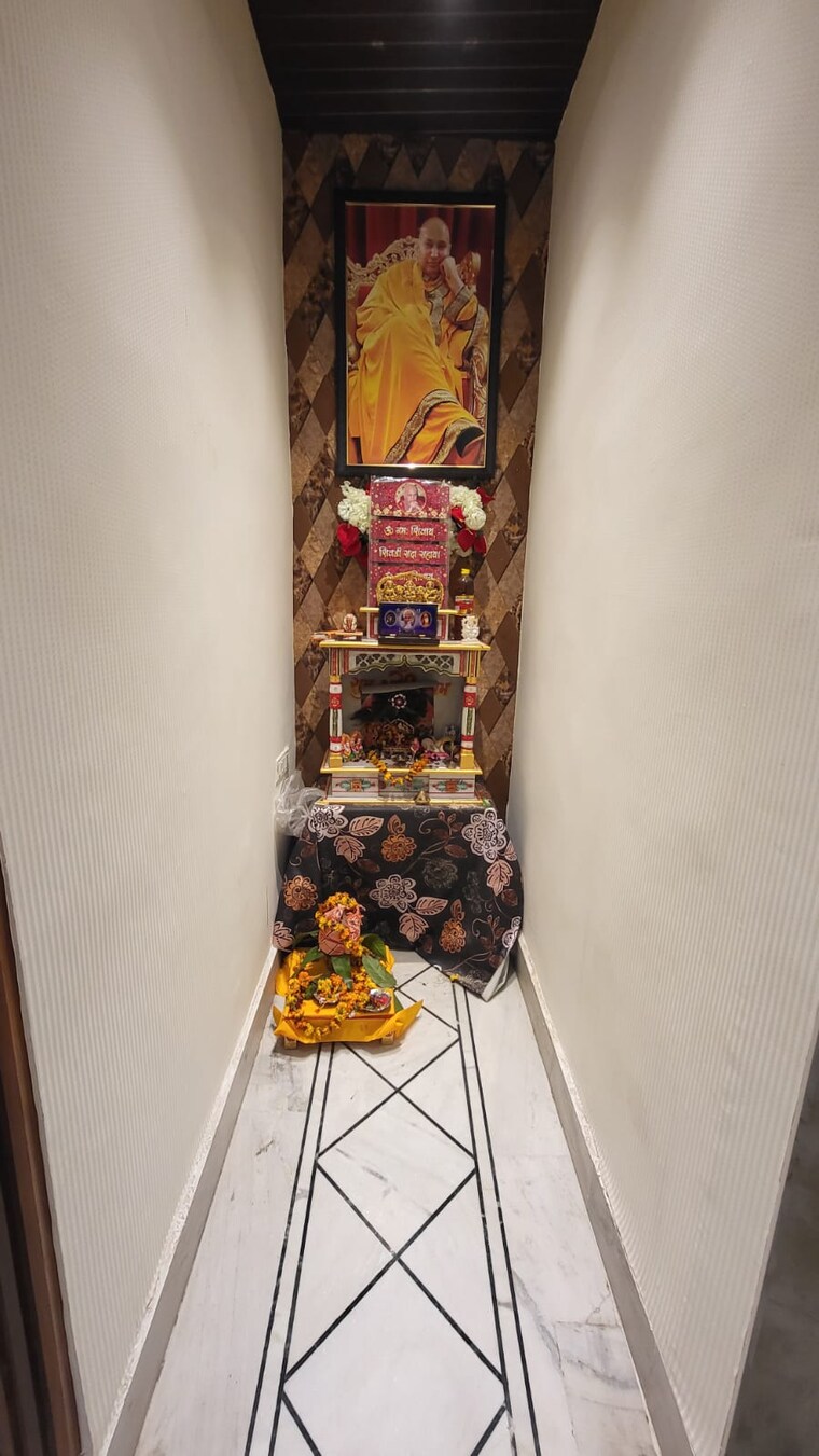 Balcony, nehru nagar 5 Bedroom 4500 Sq.Ft. Builder Floor In Nehru Nagar Ghaziabad 8608086