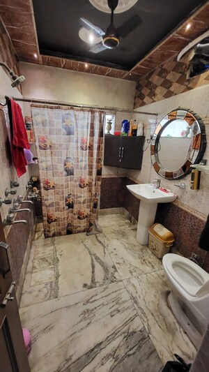 Living Room in 5 BHK Builder Floor at Nehru Nagar – for Sale