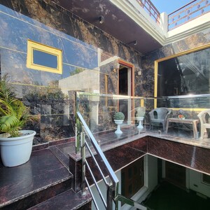 5 BHK Builder Floor – Exterior View View at Nehru Nagar - for Sale