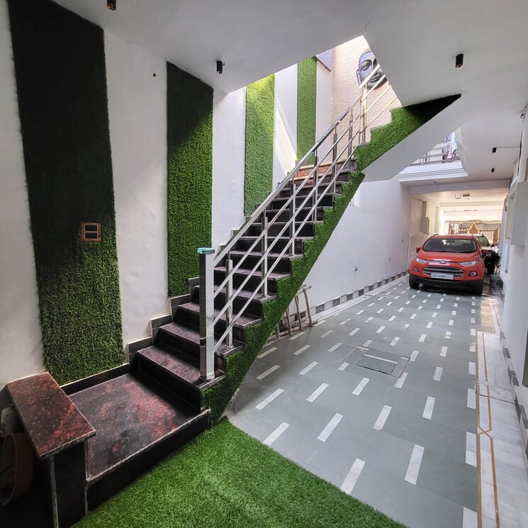 undefined, nehru nagar 5 Bedroom 4500 Sq.Ft. Builder Floor In Nehru Nagar Ghaziabad 8608086