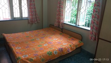  Pg For Rent in Dhakuria