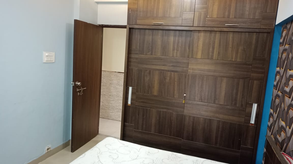 2 BHK Apartment For Rent in Dosti Eastern Bay