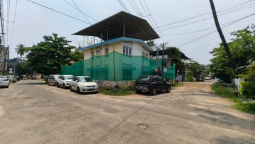  Showroom For Rent in Panampally Nagar