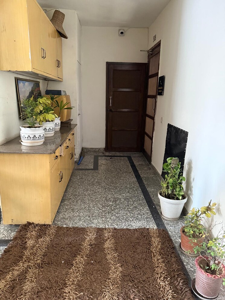 Nearby, dhakoli 3 Bedroom 1800 Sq.Ft. Apartment In Dhakoli Zirakpur 8608150