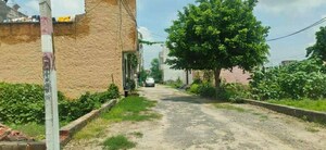  Plot – Garden View at Himalaya Defence Empire, Surajpur - for Sale