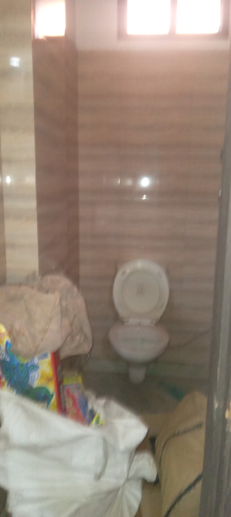 Bathroom, shastri nagar 1.5 Bedroom 750 Sq.Ft. Builder Floor In Shastri Nagar Delhi 8608167