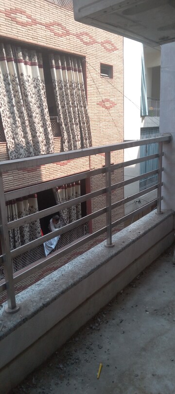 Balcony in 1.5 BHK Builder Floor at Shastri Nagar – for Rent