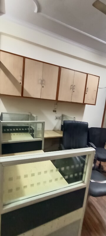  Office Space For Rent in Sant Nagar