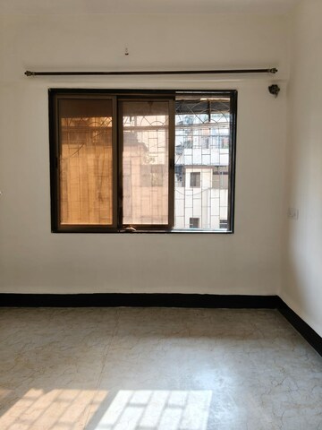Room in 1 BHK Apartment at Pradnya Apartment Vakola, Vakola – for Rent