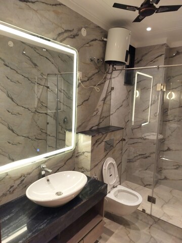 Bathroom in 2 BHK Builder Floor at Sector 9 – for Rent