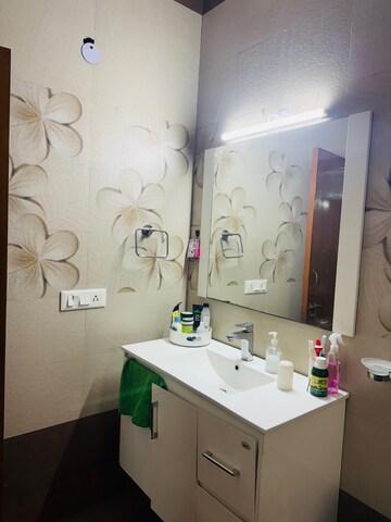 Bathroom in 2 BHK Builder Floor at Sector 9 – for Rent