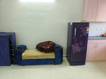 Furnished Amenities in 2 BHK Apartment at Corona Optus, Sector 37c – for Rent