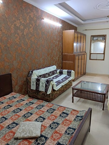 Bedroom in 1.5 BHK Builder Floor at Lajpat Nagar 4 – for Rent