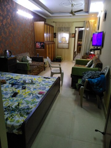 Bedroom in 1.5 BHK Builder Floor at Lajpat Nagar 4 – for Rent