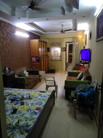 Living Room in 1.5 BHK Builder Floor at Lajpat Nagar 4 – for Rent