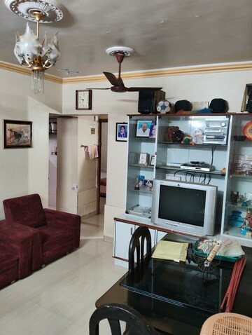 Master Bedroom in 1 BHK Apartment at Balaji Darshan Borivali East, Borivali East – for Rent