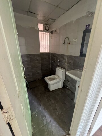 Bathroom in 3.5 BHK Apartment at Migsun Ultimo, Omicron Iii Greater Noida – for Sale