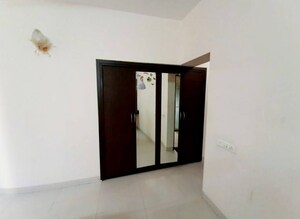 Room in 3 BHK Apartment at Mirchandani Palms, Rahatani – for Sale