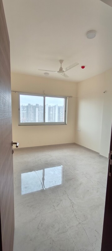 Study Room in 3 BHK Apartment at K Raheja Reserve, Mohammadwadi – for Rent