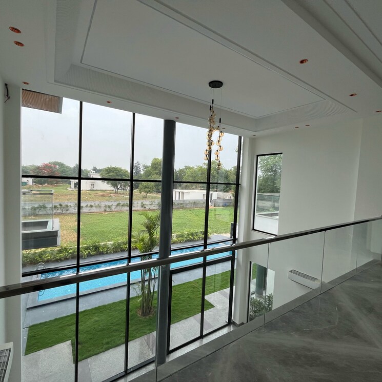 Room, dera mandi 5 Bedroom 43500 Sq.Ft. Villa In Dera Mandi Delhi 8608373