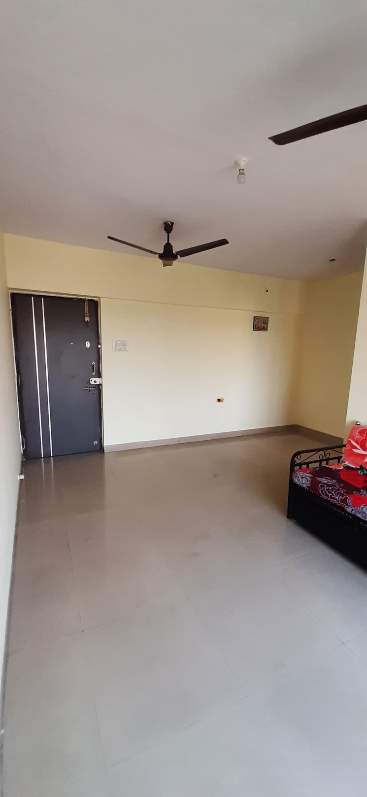 Room, lake-home 2 Bedroom 875 Sq.Ft. Apartment In Powai Mumbai 8608375