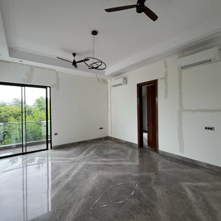 Room, dera mandi 5 Bedroom 43500 Sq.Ft. Villa In Dera Mandi Delhi 8608373