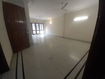 Room in 3 BHK Builder Floor at Shivalik Colony – for Rent