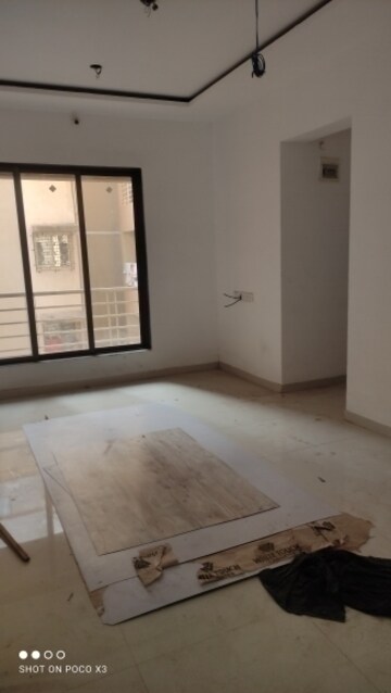 Room in 1 BHK Apartment at Raunak Bliss B1, Ghodbunder Road – for Rent