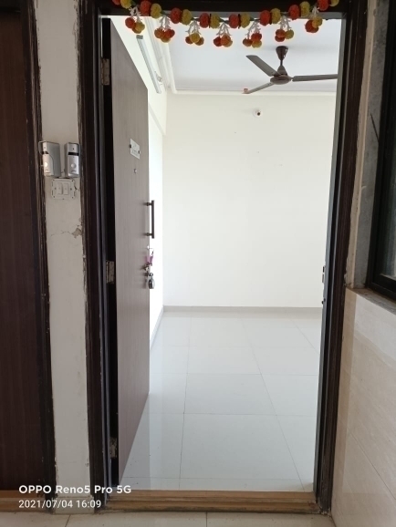 1 BHK + Extra Room 425 Sq.Ft. Apartment in Raunak Bliss B1