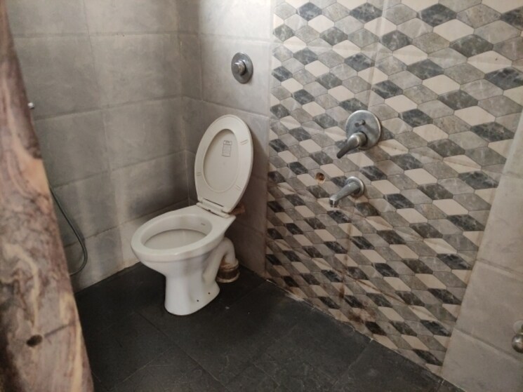 Bathroom, puranik-aarambh 1 Bedroom 361 Sq.Ft. Apartment In Ghodbunder Road Thane 8608430