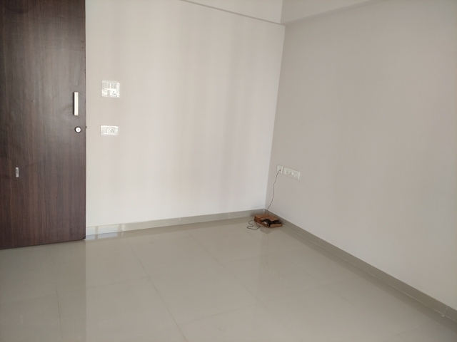 1 BHK + Extra Room Apartment For Rent in Puranik Aarambh