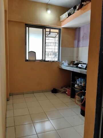 Room in 1 RK Apartment at Shiv Ganga CHS, Santacruz East – for Rent