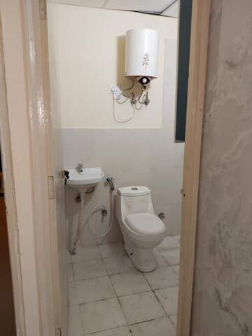 Bathroom in 2 BHK Apartment at Signature Global Orchard Avenue, Sector 93 – for Rent