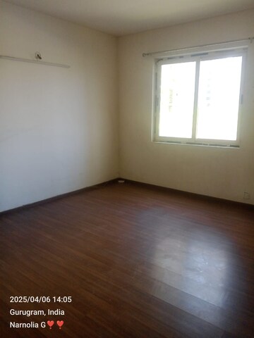 2 BHK Apartment For Rent in Signature Orchard Avenue 2, Sector 93