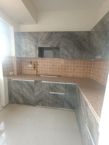 2 BHK Apartment For Rent in Mahagun Mywoods, Sector 16c Greater Noida