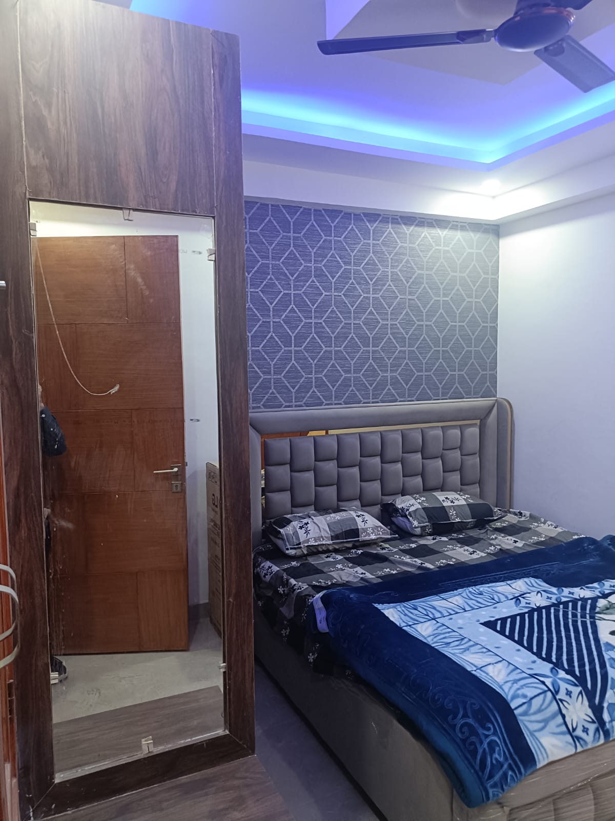 1 BHK + Study Room 300 Sq.Ft. Apartment in Eco City Noida