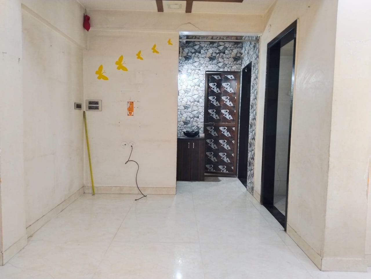 1 BHK + Extra Room 650 Sq.Ft. Apartment in Neel Orchid CHS