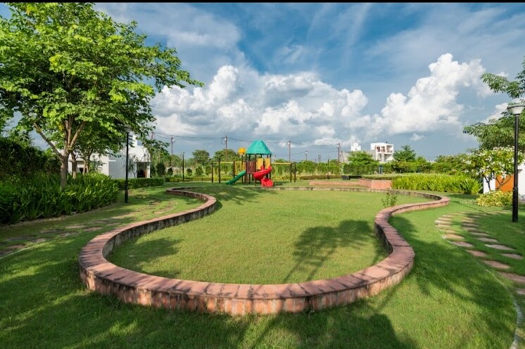 Garden, eldeco-shaurya  1378 Sq.Ft. Plot In Bijnor Road Lucknow 8608617