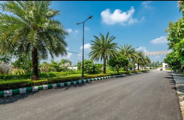 Garden, eldeco-shaurya  1378 Sq.Ft. Plot In Bijnor Road Lucknow 8608617