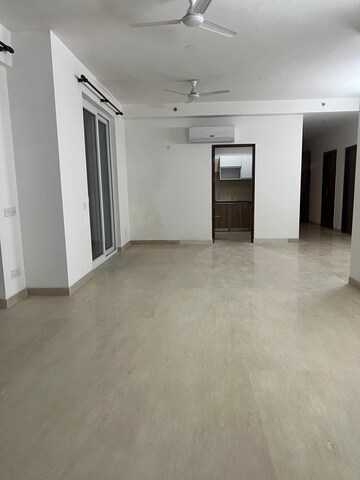Room in 3 BHK Apartment at Pareena Coban Residences, Sector 99a – for Rent