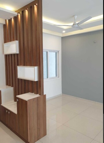 Room in 3 BHK Apartment at L&T Raintree Boulevard, Hebbal – for Rent