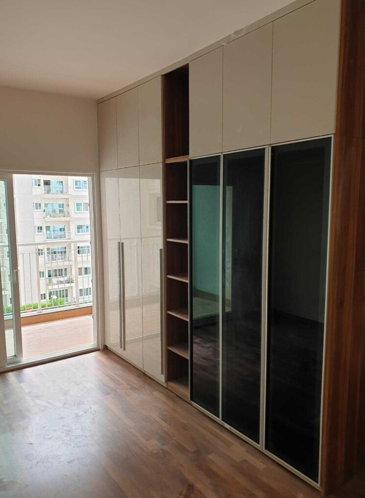 Room, l-t-raintree-boulevard 3 Bedroom 1935 Sq.Ft. Apartment In Hebbal Bangalore 8608658