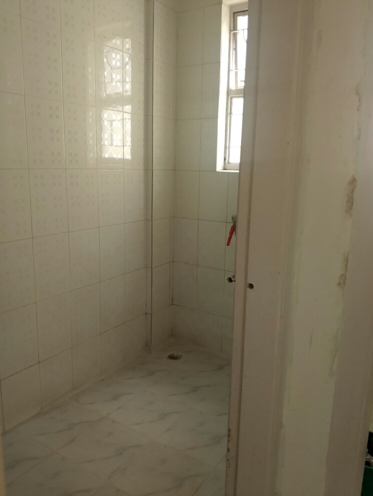 Bathroom, anand nagar 1 Bedroom 580 Sq.Ft. Apartment In Anand Nagar Pune 8608664