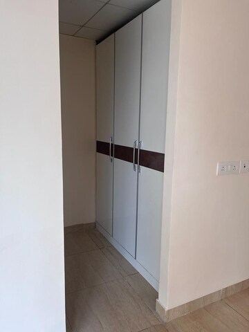 Room in 3 BHK Apartment at Gaur Sportswood, Sector 79 – for Rent