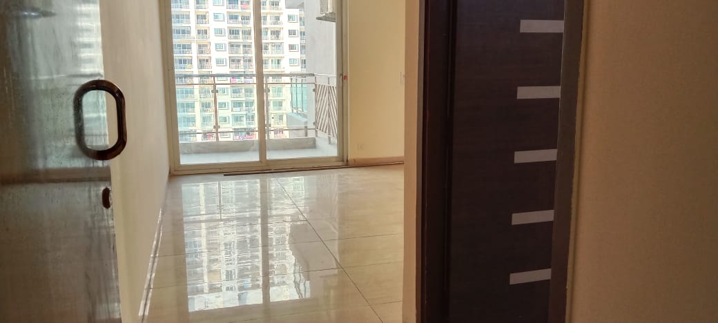 3 BHK + Pooja Room 1700 Sq.Ft. Apartment in Gaur Sportswood