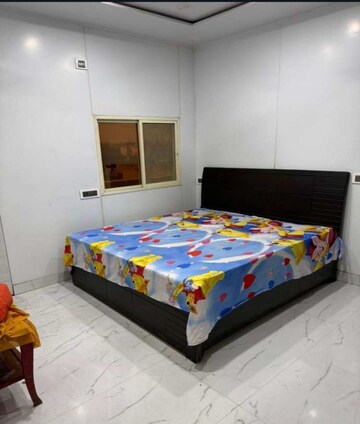 Bedroom in 2 BHK Builder Floor at Ramesh Nagar – for Rent