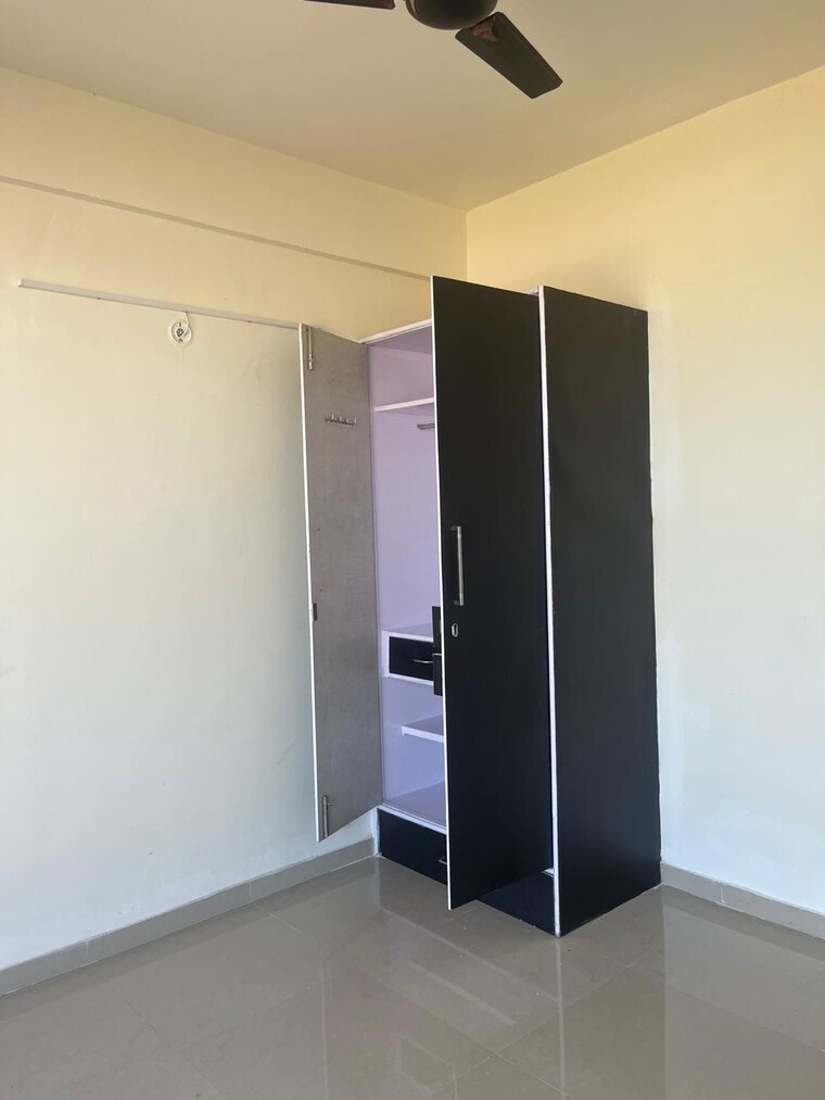 Room, rof-aalayas 2 Bedroom 574 Sq.Ft. Apartment In Sector 102 Gurgaon 8608723