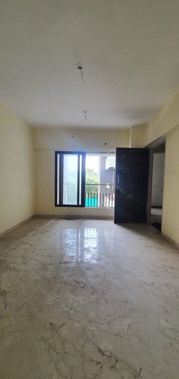 Room in 3 BHK Apartment at Parsik Nagar – for Sale